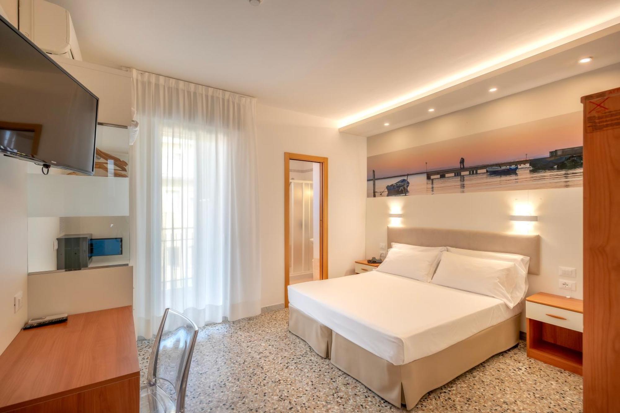 Hotel Atenea Golden Star Caorle Extérieur photo